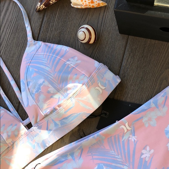 🌸HURLEY🌸 - Picture 4 of 8